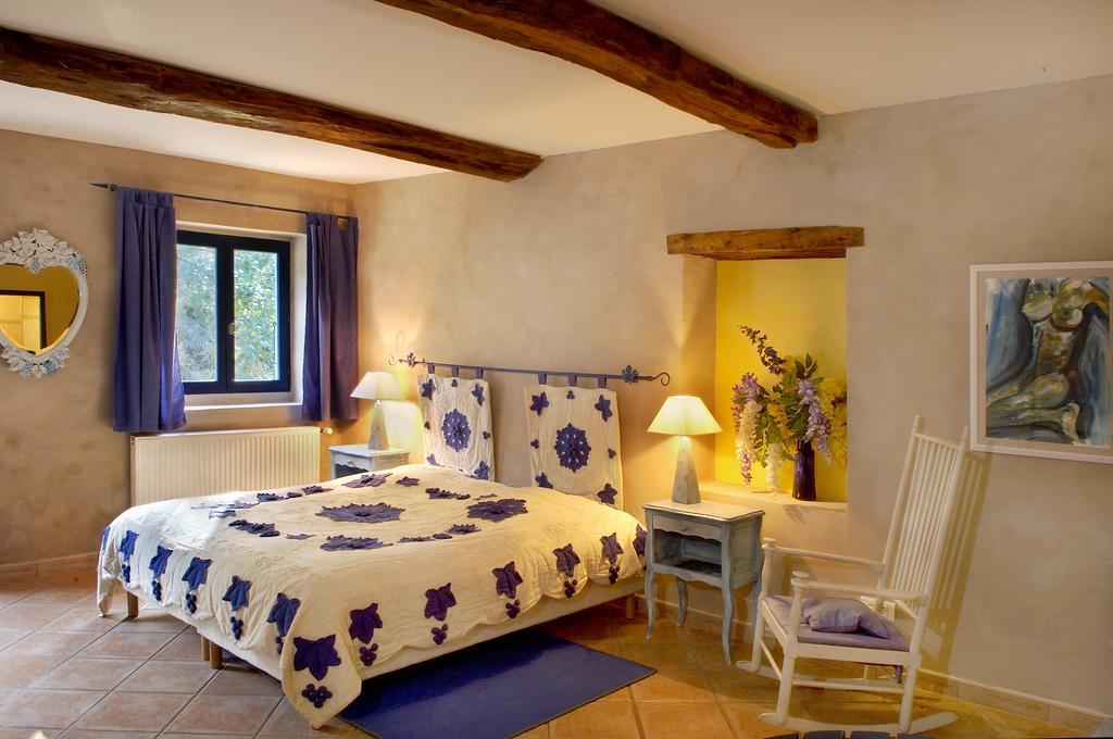 Maison D'Hotes Les Fougeres Мирманде Екстериор снимка