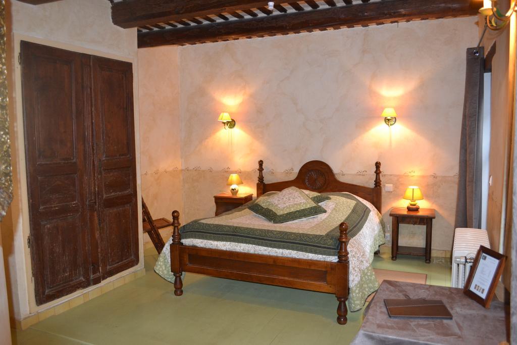 Maison D'Hotes Les Fougeres Мирманде Екстериор снимка