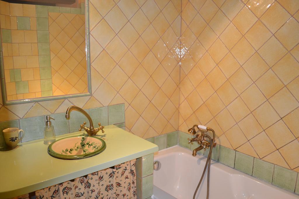 Maison D'Hotes Les Fougeres Мирманде Екстериор снимка